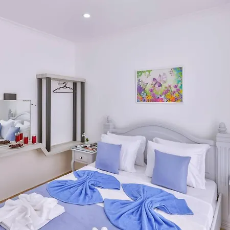 With 2 Swimming Pools 8292 Apartment *