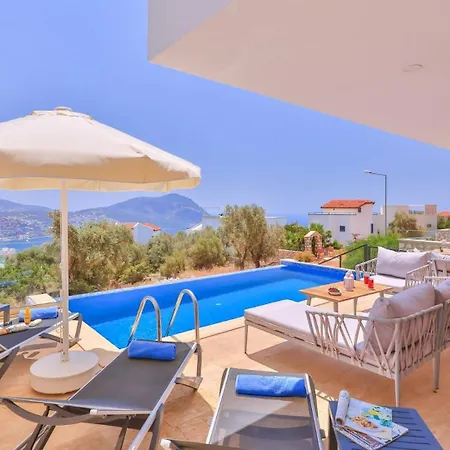 With 2 Swimming Pools 8292 Apartment *