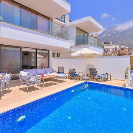 With 2 Swimming Pools 8292